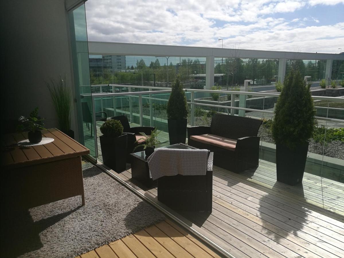 Starhomes Double Lux 8 Oulu Exterior foto