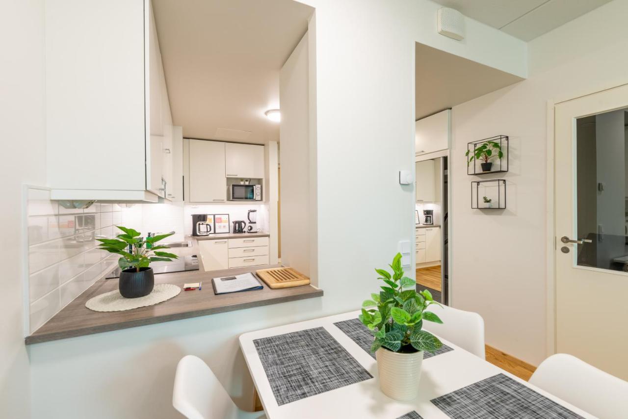 Starhomes Double Lux 8 Oulu Exterior foto